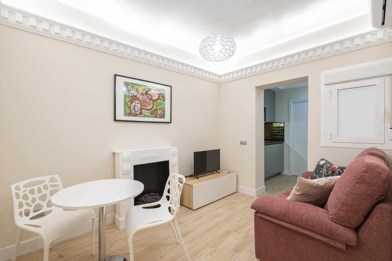 Lujoso Apartamento Centrico 1 Dormitorio マドリード エクステリア 写真
