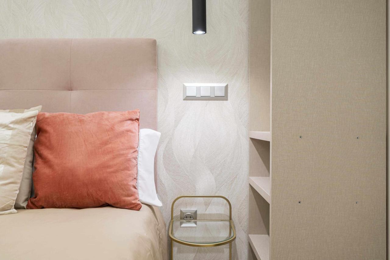 Lujoso Apartamento Centrico 1 Dormitorio マドリード エクステリア 写真